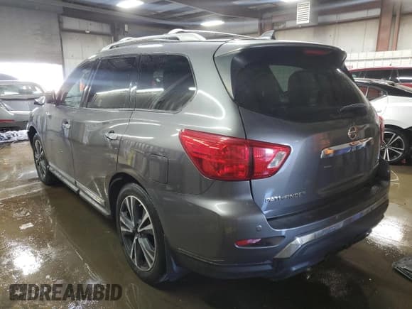 ✅ 2019 Nissan Pathfinder SV • VIN: 5N1DR2MM5KC590192 • Лот: 92859105. Опубликован ранее на Copart с пробегом Не указан. Бесплатный доступ к архиву аукционных продаж из США и подробный отчёт об истории автомобиля на DreamBid. Изображение 2.