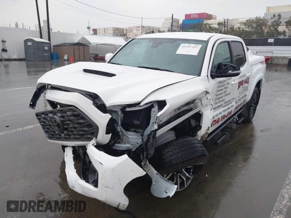✅ 2022 Toyota Tacoma TRD Off Road • VIN: 3TMCZ5AN1NM509349 • Lot: 43757147. Listed on IAAI with 24,320 mi. Free auction sales archive from the USA and detailed vehicle history report at DreamBid. Image 2.