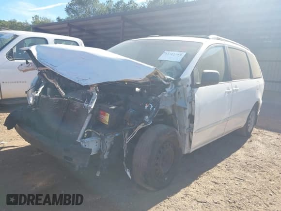 ✅ 2006 Toyota Sienna LE • VIN: 5TDZA23C16S552103 • Lot: 43722788. Listed on IAAI with 356,849 mi. Free auction sales archive from the USA and detailed vehicle history report at DreamBid. Image 2.
