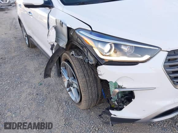 2017 Hyundai Santa Fe Limited Ultimate z VIN KM8SR4HF5HU243916, wystawiony jako IAAI lot #43512260 z przebiegiem 100 977 mil mil oraz . Historia ofert i sprzedaży dostępna na DreamBid. Obrazek 6.