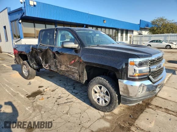 ✅ 2016 Chevrolet Silverado 1500 LT • VIN: 1GCVKREH5GZ137329 • Лот: 81453385. Опубликован ранее на Copart с пробегом 156 334 миль. Бесплатный доступ к архиву аукционных продаж из США и подробный отчёт об истории автомобиля на DreamBid. Изображение 4.