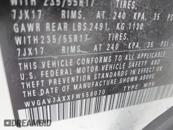 ✅ 2015 Volkswagen Tiguan S • VIN: WVGAV7AXXFW556070 • Lot: 43511119. Wystawiony na IAAI z przebiegiem 140 736 mil. Bezpłatny archiwum sprzedaży aukcyjnych z USA i szczegółowy raport historii pojazdu na DreamBid. Zdjęcie 9.