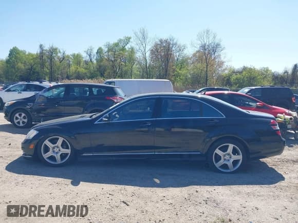 ✅ 2008 Mercedes-Benz S 550 • VIN: WDDNG86X68A163977 • Lot: 42073048. Listed on IAAI with 131,851 mi. Free auction sales archive from the USA and detailed vehicle history report at DreamBid. Image 14.