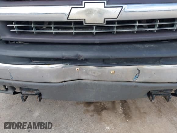 ✅ 2000 Chevrolet Silverado 1500 • VIN: 1GCEK19V8YE364816 • Lot: 43410219. Wystawiony na IAAI z przebiegiem 199 597 mil. Bezpłatny archiwum sprzedaży aukcyjnych z USA i szczegółowy raport historii pojazdu na DreamBid. Zdjęcie 6.