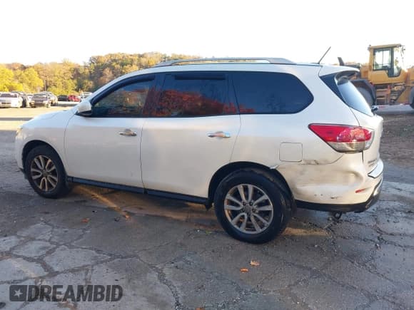 ✅ 2016 Nissan Pathfinder SL • VIN: 5N1AR2MN9GC622502 • Лот: 43683617. Опубликован ранее на IAAI с пробегом 172 929 миль. Бесплатный доступ к архиву аукционных продаж из США и подробный отчёт об истории автомобиля на DreamBid. Изображение 14.