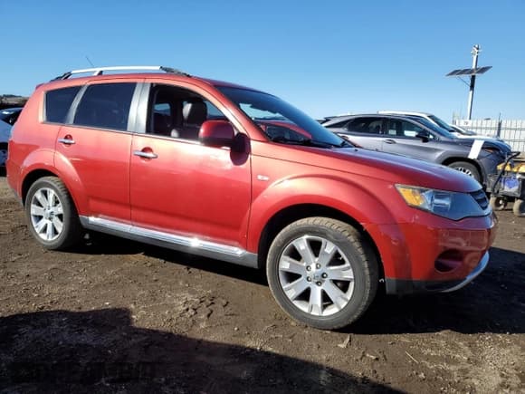 ✅ 2008 Mitsubishi Outlander SE • VIN: JA4LS31W58Z014313 • Лот: 82807804. Опубликован ранее на Copart с пробегом 151 028 миль. Бесплатный доступ к архиву аукционных продаж из США и подробный отчёт об истории автомобиля на DreamBid. Изображение 4.