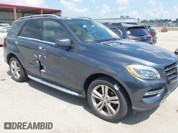 ✅ 2013 Mercedes-Benz M 350 • VIN: 4JGDA5HBXDA162182 • Лот: 42635263. Опубликован ранее на IAAI с пробегом 95 738 миль. Бесплатный доступ к архиву аукционных продаж из США и подробный отчёт об истории автомобиля на DreamBid. Изображение 1.