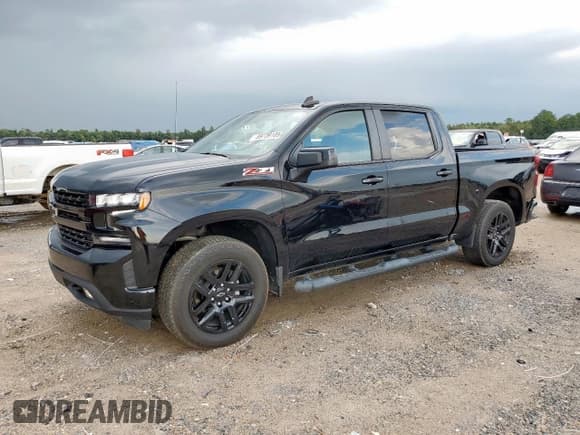 ✅ 2021 Chevrolet Silverado 1500 RST • VIN: 3GCUYEED9MG472959 • Лот: 89739105. Опубликован ранее на Copart с пробегом 70 777 миль. Бесплатный доступ к архиву аукционных продаж из США и подробный отчёт об истории автомобиля на DreamBid. Изображение 1.