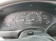 ✅ 1999 Ford Ranger XL • VIN: 1FTZR15V5XPC00431 • Lot: 44642935. Wystawiony na Copart z przebiegiem 190 407 mil. Bezpłatny archiwum sprzedaży aukcyjnych z USA i szczegółowy raport historii pojazdu na DreamBid. Zdjęcie 9.