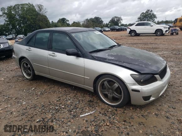 ✅ 2001 Lexus IS 300/350 • VIN: JTHBD182510026425 • Лот: 73464774. Опубликован ранее на Copart с пробегом 249 679 миль. Бесплатный доступ к архиву аукционных продаж из США и подробный отчёт об истории автомобиля на DreamBid. Изображение 4.