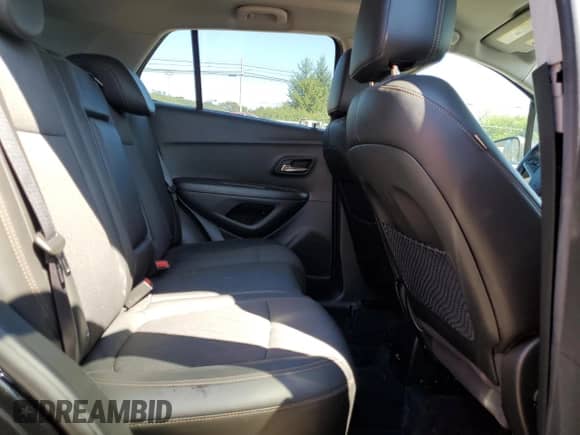 2020 Chevrolet Trax LT z VIN KL7CJLSB2LB065612, wystawiony jako Copart lot #70568255 z przebiegiem 22 668 mil mil oraz Szkoda całkowita • Salvage title. Historia ofert i sprzedaży dostępna na DreamBid. Obrazek 11.