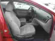 2017 Hyundai Elantra SE z VIN 5NPD74LF9HH151695, wystawiony jako IAAI lot #43352282 z przebiegiem 93 589 mil mil oraz . Historia ofert i sprzedaży dostępna na DreamBid. Obrazek 5.