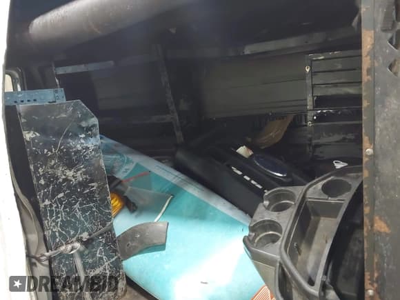 ✅ 2011 Ford Econoline Cargo Commercial • VIN: 1FTSS3EL8BDA24095 • Lot: 42349095. Listed on IAAI with 219,482 mi. Free auction sales archive from the USA and detailed vehicle history report at DreamBid. Image 8.