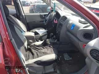 2005 Hyundai Santa Fe GLS z VIN KM8SC73D45U009304, wystawiony jako IAAI lot #41801704 z przebiegiem 140 419 mil mil oraz . Historia ofert i sprzedaży dostępna na DreamBid. Obrazek 5.