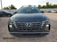 ✅ 2022 Hyundai Tucson SEL • VIN: 5NMJF3AE4NH115576 • Lot: 74207344. Wystawiony na Copart z przebiegiem 18 538 mil. Bezpłatny archiwum sprzedaży aukcyjnych z USA i szczegółowy raport historii pojazdu na DreamBid. Zdjęcie 5.