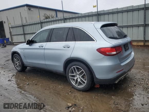✅ 2016 Mercedes-Benz GLC 300 • VIN: WDC0G4JB7GF057395 • Lot: 90080155. Listed on Copart with 98,374 mi. Free auction sales archive from the USA and detailed vehicle history report at DreamBid. Image 2.