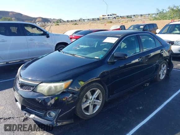 ✅ 2013 Toyota Camry SE • VIN: 4T1BF1FK2DU271979 • Lot: 43230116. Listed on IAAI with 209,473 mi. Free auction sales archive from the USA and detailed vehicle history report at DreamBid. Image 17.