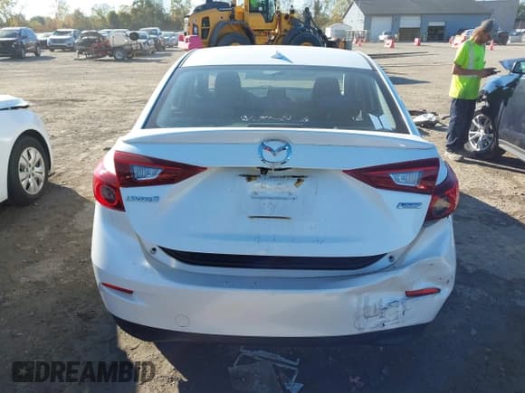 ✅ 2014 Mazda 3 i Touring • VIN: JM1BM1V71E1126846 • Лот: 43448822. Опубликован ранее на IAAI с пробегом 89 516 миль. Бесплатный доступ к архиву аукционных продаж из США и подробный отчёт об истории автомобиля на DreamBid. Изображение 16.