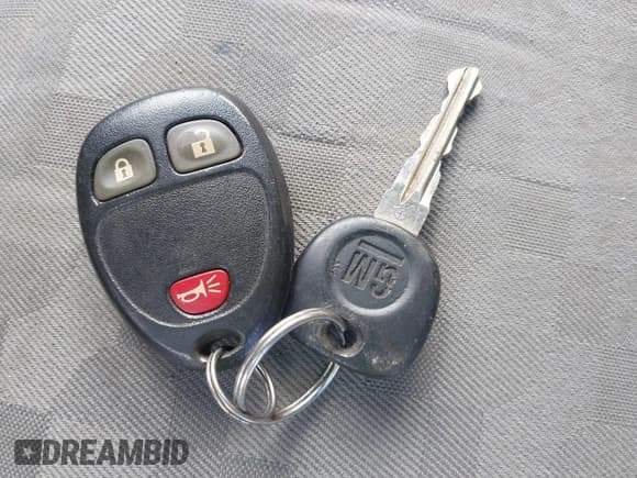 ✅ 2007 Chevrolet Equinox LS • VIN: 2CNDL23F776004161 • Лот: 41854894. Опубликован ранее на IAAI с пробегом 214 589 миль. Бесплатный доступ к архиву аукционных продаж из США и подробный отчёт об истории автомобиля на DreamBid. Изображение 11.