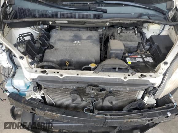 ✅ 2015 Toyota Sienna XLE • VIN: 5TDDK3DC7FS096748 • Lot: 86982005. Listed on Copart with 197,987 mi. Free auction sales archive from the USA and detailed vehicle history report at DreamBid. Image 12.