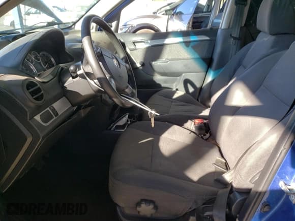 ✅ 2010 Chevrolet Aveo 1LT • VIN: KL1TD5DE8AB110392 • Lot: 82179175. Listed on Copart with 134,694 mi. Free auction sales archive from the USA and detailed vehicle history report at DreamBid. Image 7.