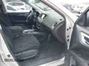 ✅ 2014 Nissan Pathfinder SV • VIN: 5N1AR2MN7EC716214 • Lot: 41499952. Listed on IAAI with 144,283 mi. Free auction sales archive from the USA and detailed vehicle history report at DreamBid. Image 5.