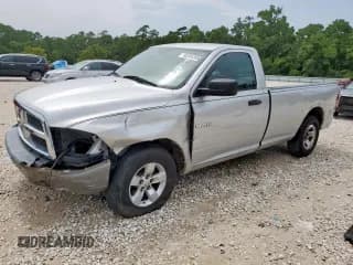 ✅ 2010 Dodge 1500 ST • VIN: 3D7JB1EK2AG103986 • Lot: 62494205. Wystawiony na Copart z przebiegiem 235 161 mil. Bezpłatny archiwum sprzedaży aukcyjnych z USA i szczegółowy raport historii pojazdu na DreamBid. Zdjęcie 1.