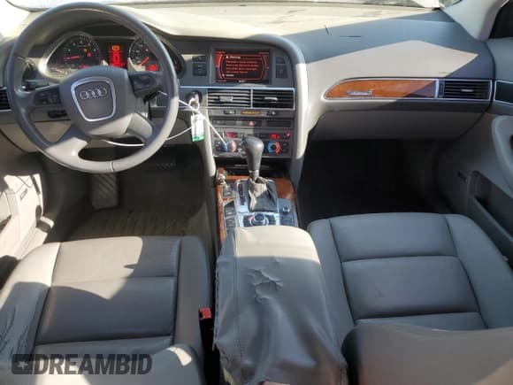 ✅ 2005 Audi A6 • VIN: WAUDG74F75N093384 • Lot: 44593865. Wystawiony na Copart z przebiegiem 133 161 mil. Bezpłatny archiwum sprzedaży aukcyjnych z USA i szczegółowy raport historii pojazdu na DreamBid. Zdjęcie 8.