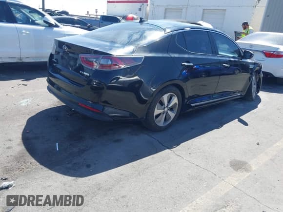 ✅ 2014 Kia Optima EX • VIN: KNAGN4AD1E5073586 • Lot: 42795892. Listed on IAAI with Not provided. Free auction sales archive from the USA and detailed vehicle history report at DreamBid. Image 4.