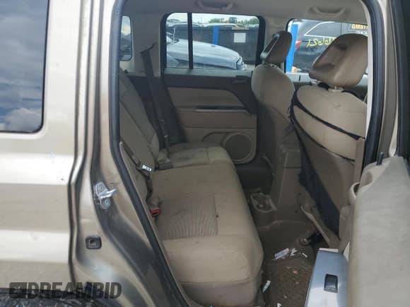 ✅ 2007 Jeep Patriot Sport • VIN: 1J8FF28W07D297912 • Lot: 57045335. Listed on Copart with 286,621 mi. Free auction sales archive from the USA and detailed vehicle history report at DreamBid. Image 10.