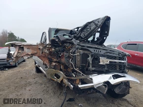 ✅ 2014 Chevrolet Silverado 2500HD LT • VIN: 1GC1KXC8XEF110860 • Lot: 41490113. Listed on IAAI with Not provided. Free auction sales archive from the USA and detailed vehicle history report at DreamBid. Image 6.