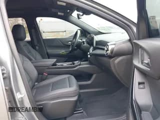 ✅ 2025 Chevrolet Equinox FWD LT • VIN: 3GNAXHEG4SL103858 • Lot: 42014156. Wystawiony na IAAI z przebiegiem 4 156 mil. Bezpłatny archiwum sprzedaży aukcyjnych z USA i szczegółowy raport historii pojazdu na DreamBid. Zdjęcie 5.