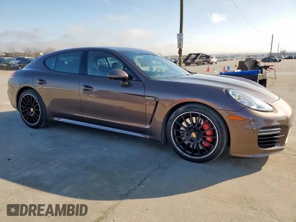 ✅ 2016 Porsche Panamera GTS • VIN: WP0AF2A71GL080394 • Lot: 46534575. Listed on Copart with 37,027 mi. Free auction sales archive from the USA and detailed vehicle history report at DreamBid. Image 4.