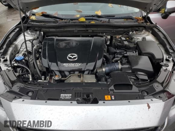 ✅ 2018 Mazda 3 Sport • VIN: 3MZBN1U75JM266908 • Лот: 90822605. Опубликован ранее на Copart с пробегом 102 185 миль. Бесплатный доступ к архиву аукционных продаж из США и подробный отчёт об истории автомобиля на DreamBid. Изображение 11.