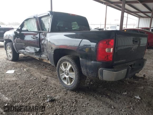 ✅ 2012 Chevrolet Silverado 1500 LTZ • VIN: 3GCPCTE02CG146416 • Lot: 41168217. Wystawiony na IAAI z przebiegiem 195 357 mil. Bezpłatny archiwum sprzedaży aukcyjnych z USA i szczegółowy raport historii pojazdu na DreamBid. Zdjęcie 3.