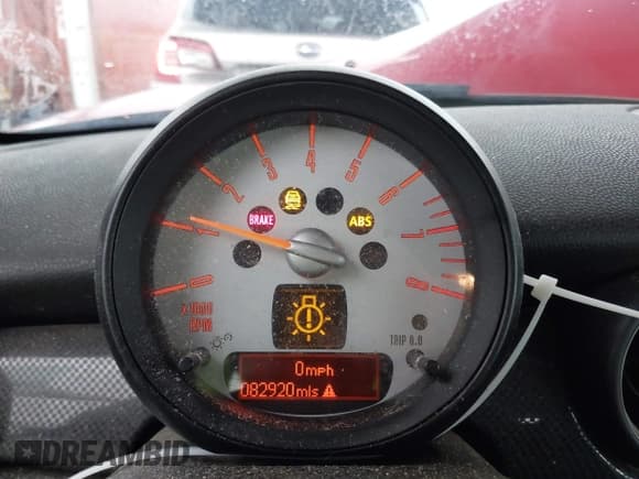 ✅ 2013 MINI Hardtop S • VIN: WMWSV3C51DT480294 • Lot: 43760684. Wystawiony na IAAI z przebiegiem 82 920 mil. Bezpłatny archiwum sprzedaży aukcyjnych z USA i szczegółowy raport historii pojazdu na DreamBid. Zdjęcie 7.