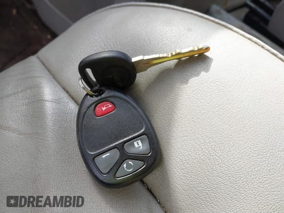 ✅ 2008 Chevrolet Equinox LT • VIN: 2CNDL63F986283959 • Лот: 41628135. Опубликован ранее на IAAI с пробегом 111 231 миль. Бесплатный доступ к архиву аукционных продаж из США и подробный отчёт об истории автомобиля на DreamBid. Изображение 11.