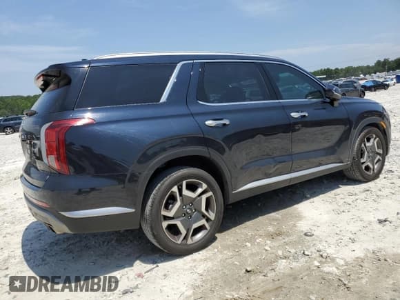 ✅ 2023 Hyundai Palisade SEL • VIN: KM8R4DGE4PU626105 • Lot: 62506315. Listed on Copart with 113,672 mi. Free auction sales archive from the USA and detailed vehicle history report at DreamBid. Image 3.