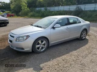 ✅ 2010 Chevrolet Malibu 2LT • VIN: 1G1ZD5EB2A4136393 • Лот: 80060685. Опубликован ранее на Copart с пробегом 159 354 миль. Бесплатный доступ к архиву аукционных продаж из США и подробный отчёт об истории автомобиля на DreamBid. Изображение 1.
