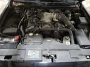 ✅ 2003 Mercury Marauder • VIN: 2MEHM75V43X615160 • Lot: 44693415. Wystawiony na Copart z przebiegiem 116 517 mil. Bezpłatny archiwum sprzedaży aukcyjnych z USA i szczegółowy raport historii pojazdu na DreamBid. Zdjęcie 13.