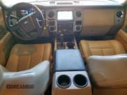 ✅ 2017 Ford Expedition Max XLT • VIN: 1FMJK1HTXHEA20849 • Lot: 82393535. Wystawiony na Copart z przebiegiem 125 372 mil. Bezpłatny archiwum sprzedaży aukcyjnych z USA i szczegółowy raport historii pojazdu na DreamBid. Zdjęcie 8.