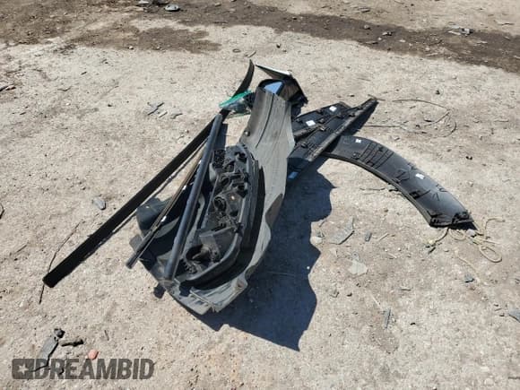 ✅ 2020 Hyundai Kona SE • VIN: KM8K12AA4LU506514 • Lot: 46989344. Wystawiony na Copart z przebiegiem 55 826 mil. Bezpłatny archiwum sprzedaży aukcyjnych z USA i szczegółowy raport historii pojazdu na DreamBid. Zdjęcie 12.