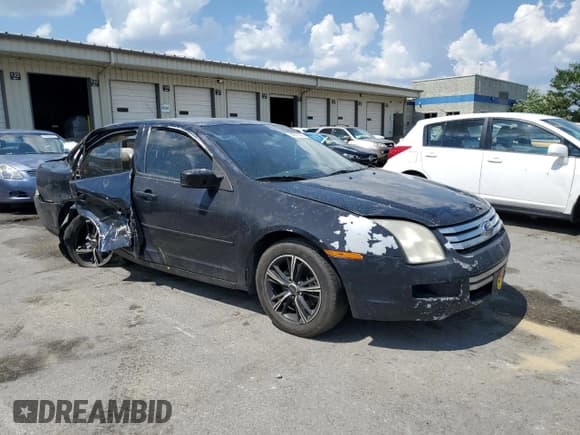 ✅ 2008 Ford Fusion S • VIN: 3FAHP06Z08R148395 • Лот: 64661885. Опубликован ранее на Copart с пробегом 200 575 миль. Бесплатный доступ к архиву аукционных продаж из США и подробный отчёт об истории автомобиля на DreamBid. Изображение 4.