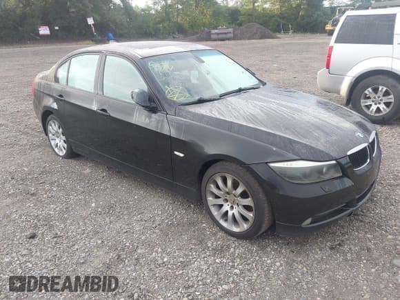 ✅ 2006 BMW 3 Series 325xi • VIN: WBAVD13526KT80010 • Lot: 43077927. Wystawiony na IAAI z przebiegiem Nie podano. Bezpłatny archiwum sprzedaży aukcyjnych z USA i szczegółowy raport historii pojazdu na DreamBid. Zdjęcie 1.