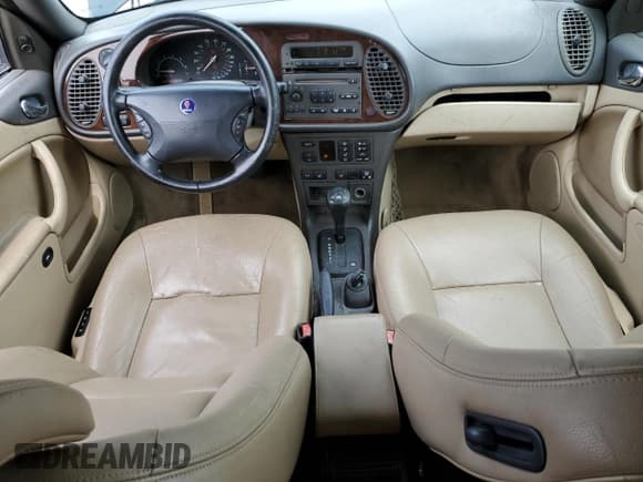 ✅ 2003 Saab 9-3 SE • VIN: YS3DF78K337009486 • Lot: 59421925. Wystawiony na Copart z przebiegiem 102 478 mil. Bezpłatny archiwum sprzedaży aukcyjnych z USA i szczegółowy raport historii pojazdu na DreamBid. Zdjęcie 8.