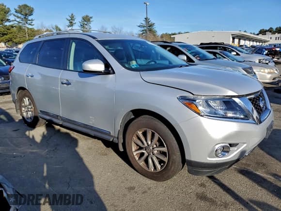 ✅ 2013 Nissan Pathfinder SL • VIN: 5N1AR2MM1DC605440 • Lot: 96122215. Listed on Copart with 134,702 mi. Free auction sales archive from the USA and detailed vehicle history report at DreamBid. Image 4.