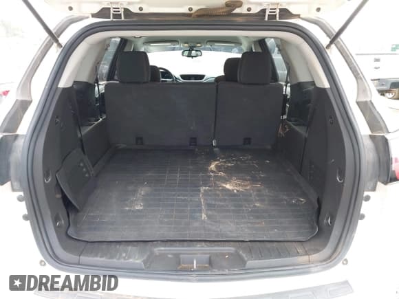 ✅ 2014 Chevrolet Traverse LT • VIN: 1GNKVGKD6EJ165854 • Lot: 42860430. Wystawiony na IAAI z przebiegiem 185 264 mil. Bezpłatny archiwum sprzedaży aukcyjnych z USA i szczegółowy raport historii pojazdu na DreamBid. Zdjęcie 17.