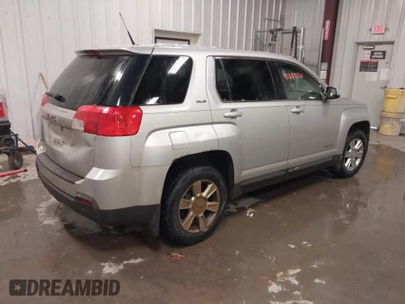 ✅ 2010 GMC Terrain SLE-1 • VIN: 2CTALBEW0A6326379 • Лот: 43809250. Опубликован ранее на IAAI с пробегом 154 795 миль. Бесплатный доступ к архиву аукционных продаж из США и подробный отчёт об истории автомобиля на DreamBid. Изображение 4.