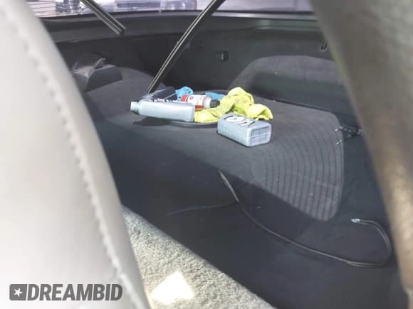 ✅ 2005 Chevrolet Corvette • VIN: 1G1YY24U355110483 • Lot: 42950109. Wystawiony na IAAI z przebiegiem Nie podano. Bezpłatny archiwum sprzedaży aukcyjnych z USA i szczegółowy raport historii pojazdu na DreamBid. Zdjęcie 8.