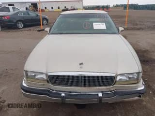 ✅ 1993 Buick Park Avenue • VIN: 1G4CW53L2P1606589 • Lot: 43576443. Wystawiony na IAAI z przebiegiem 334 347 mil. Bezpłatny archiwum sprzedaży aukcyjnych z USA i szczegółowy raport historii pojazdu na DreamBid. Zdjęcie 6.